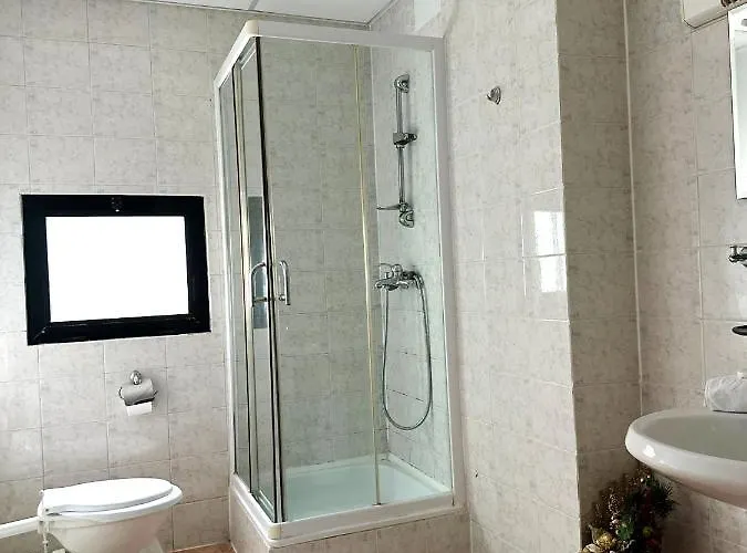 Гостьовий будинок Andreea 3*