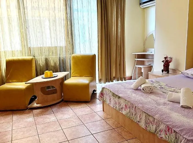 Гостьовий будинок Andreea 3*