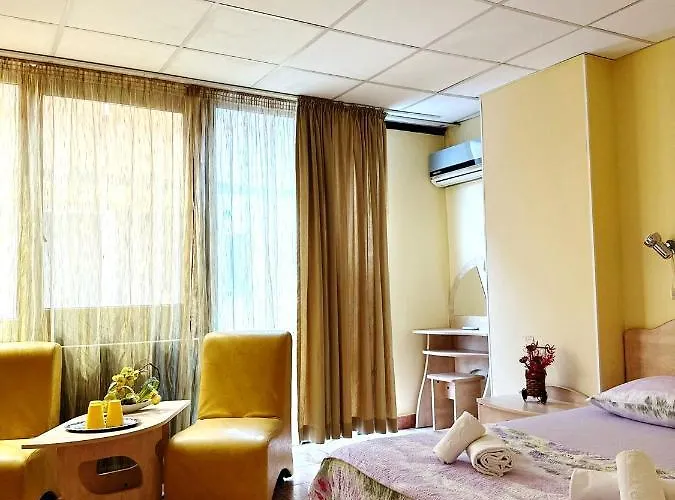 Andreea Ефоріє-Норд