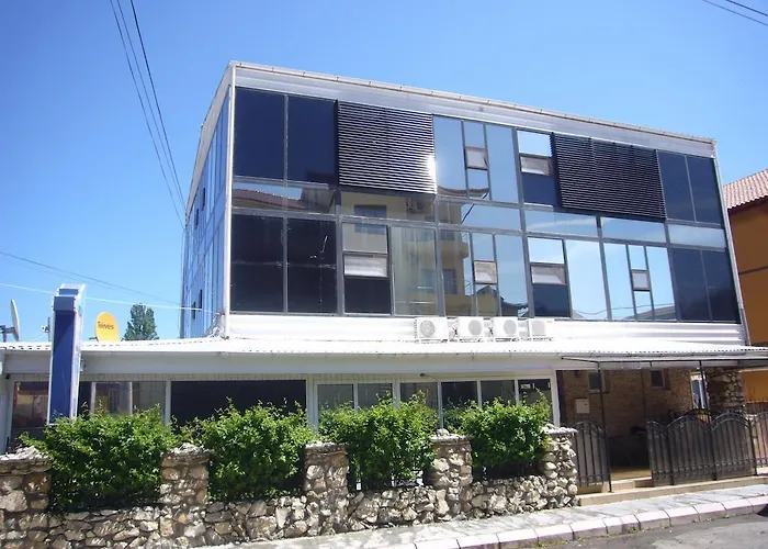 Гостьовий будинок Andreea